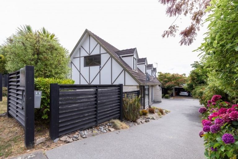 Photo of property in 1/10 Parklands Drive, Huntsbury, Christchurch, 8022