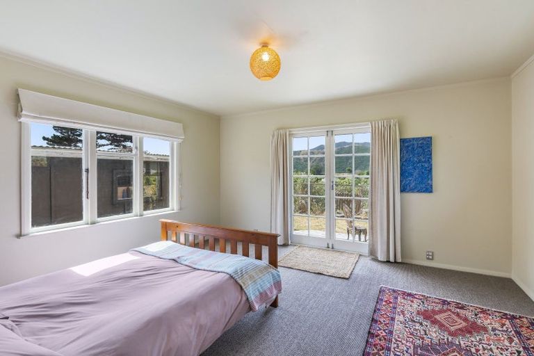 Photo of property in 18 Forest Lane, Raumati South, Paraparaumu, 5032