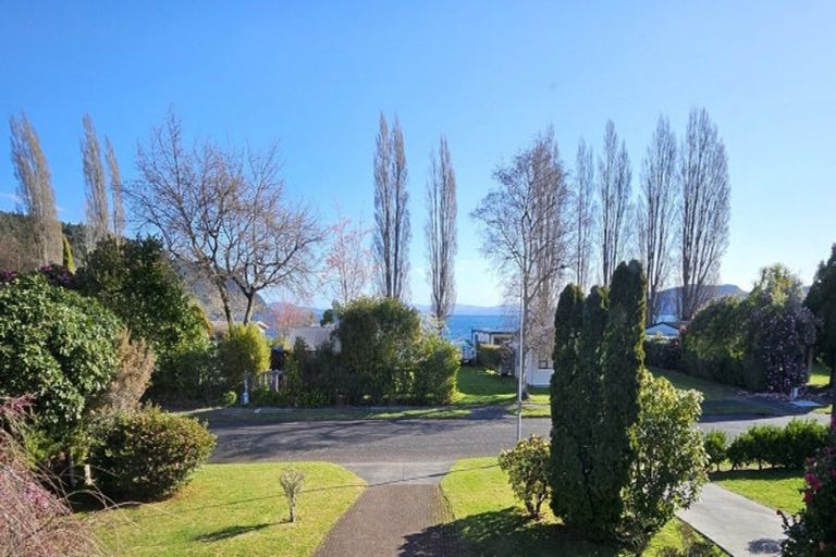 Photo of property in 8 Keitha Place, Kinloch, Taupo, 3377