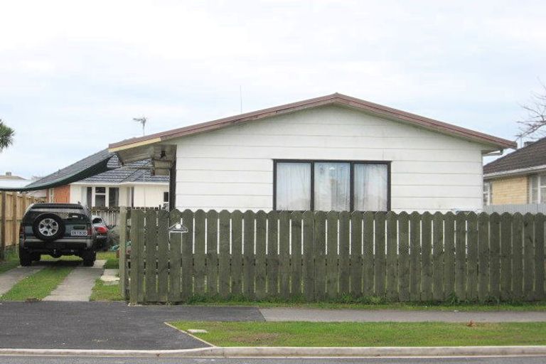 Photo of property in 4 Kenney Crescent, Fairfield, Hamilton, 3214