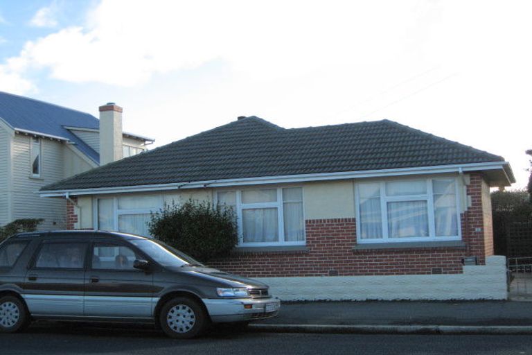 Photo of property in 35 Coughtrey Street, Saint Clair, Dunedin, 9012