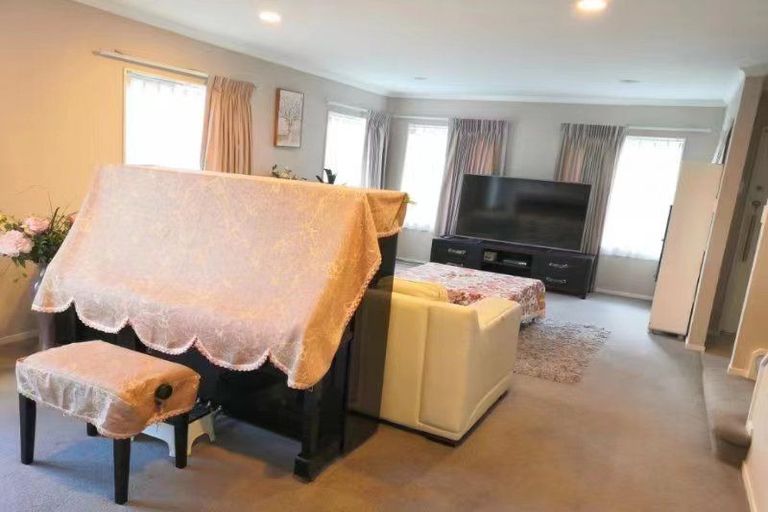 Photo of property in 6 Montanez Drive, Flat Bush, Auckland, 2019