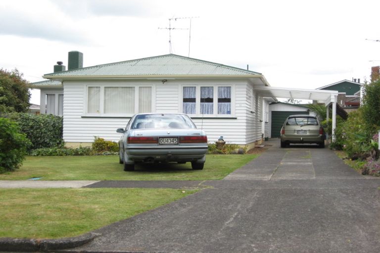 Photo of property in 10 Ashby Place, Pukekohe, 2120