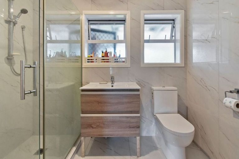 Photo of property in 20a Eden Street, Mangere East, Auckland, 2024