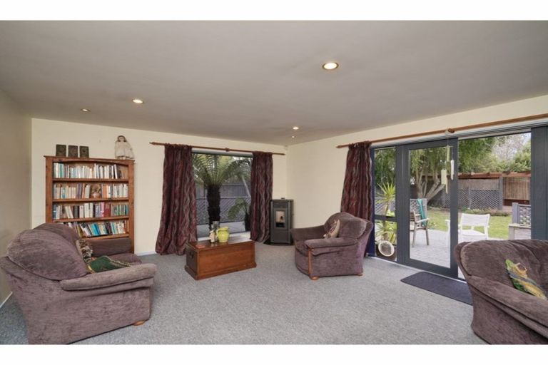 Photo of property in 40 Panckhurst Drive, Woodend, 7610