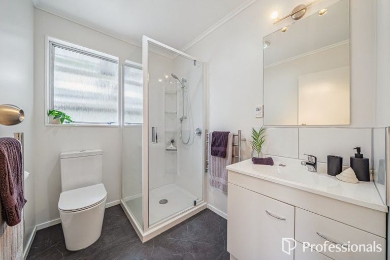 Photo of property in 180b Major Drive, Kelson, Lower Hutt, 5010