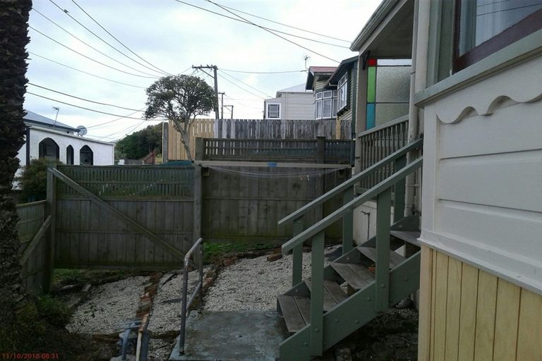 Photo of property in 6-10 Mudges Terrace, Newtown, Wellington, 6021