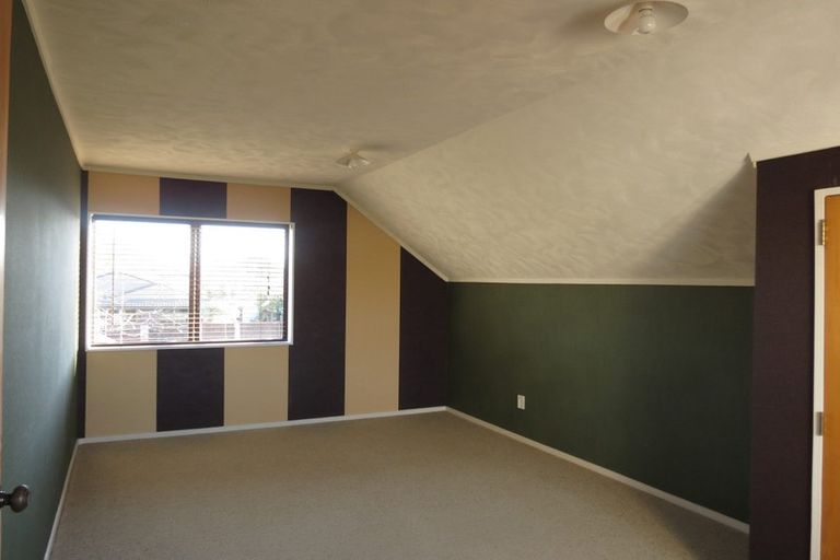 Photo of property in 5 Mcarthur Street, Terrace End, Palmerston North, 4410