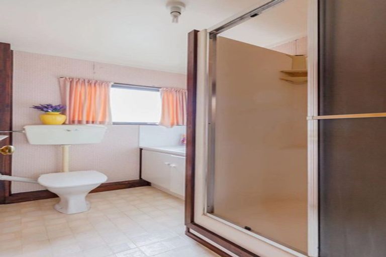 Photo of property in 2/7 Waterloo Road, Milford, Auckland, 0620