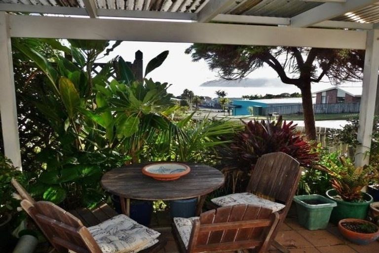 Photo of property in 1a Saint Johns Road, Coopers Beach, 0420