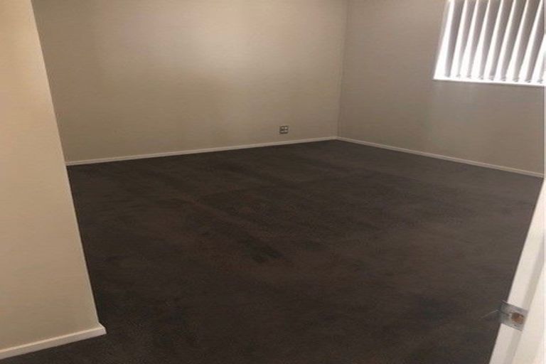 Photo of property in 37 Reding Street, Takanini, 2112