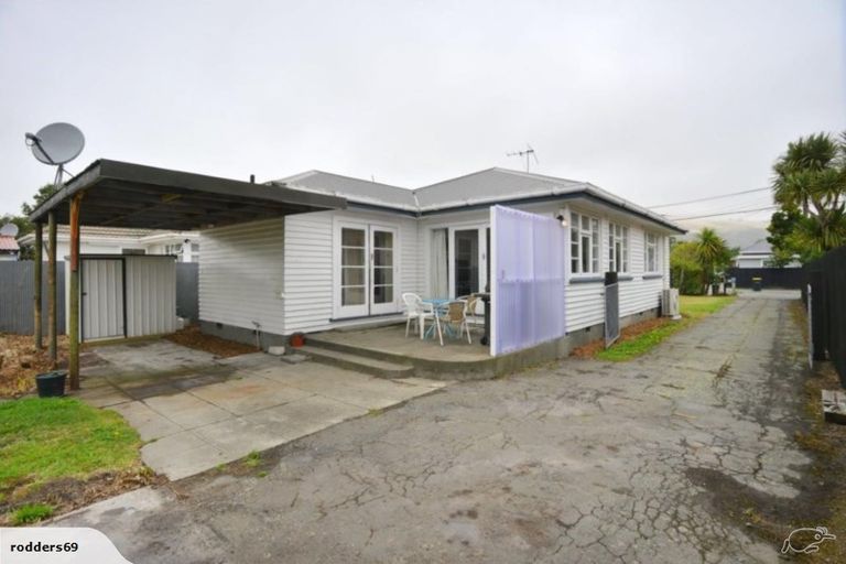 Photo of property in 71 Barton Street, Woolston, Christchurch, 8023