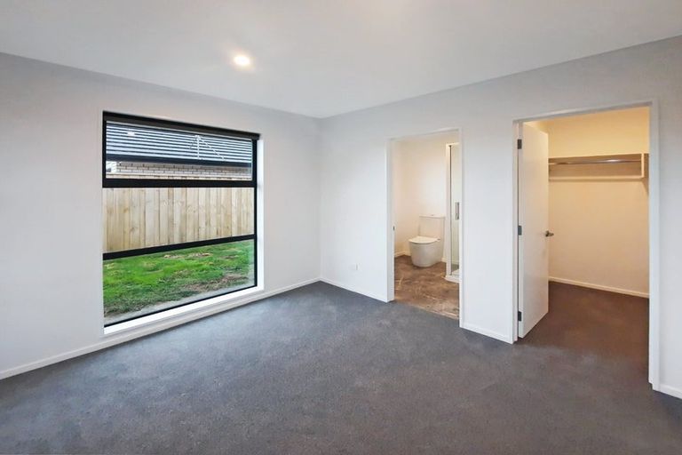 Photo of property in 4 Piwakawaka Lane, Pegasus, 7612