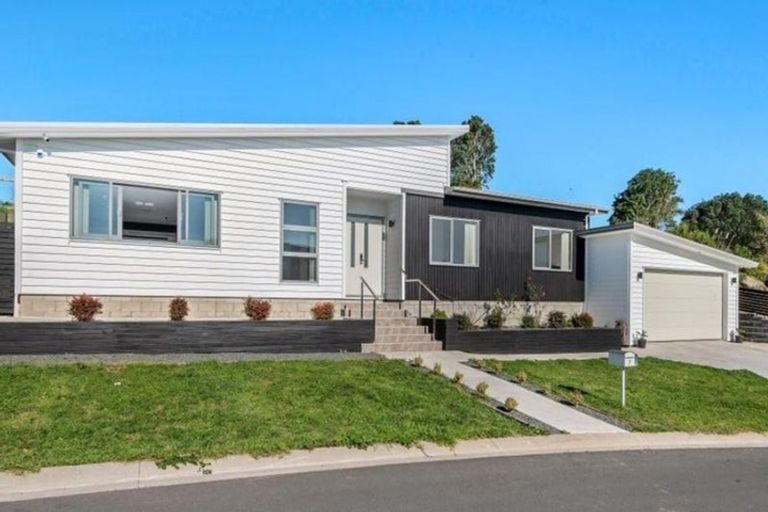 Photo of property in 7 Sai Ridge Close, Pukekohe, 2120