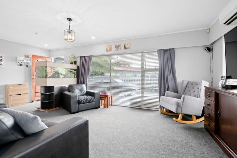 Photo of property in 8 Mckinley Place, Nawton, Hamilton, 3200