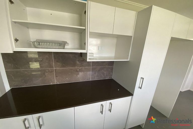 Photo of property in 9 Malmo Place, Manurewa, Auckland, 2102