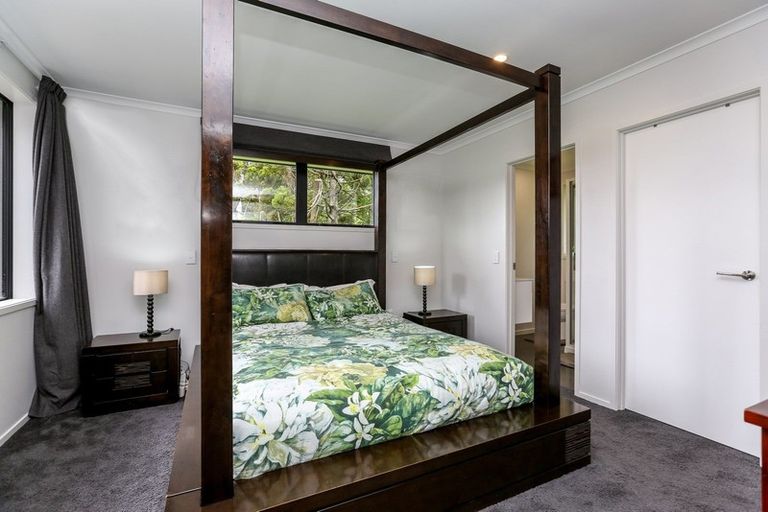 Photo of property in 68 Saxton Road, Upper Vogeltown, New Plymouth, 4371