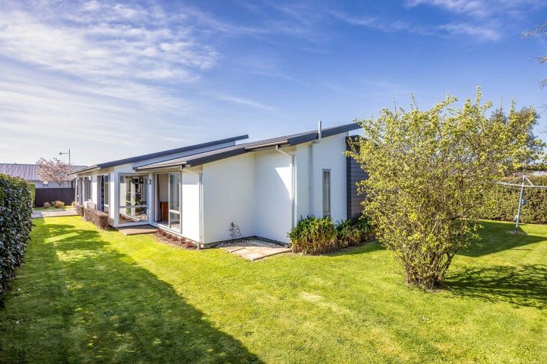 Photo of property in 22 Cole Porter Avenue, Mairehau, Christchurch, 8052