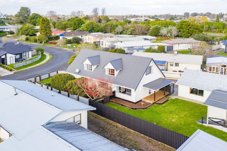 Photo of property in 6 Camden Place, Pukete, Hamilton, 3200