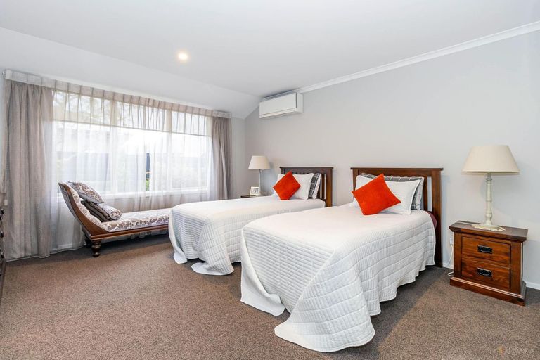 Photo of property in 16 Tancred Street, Geraldine, 7930