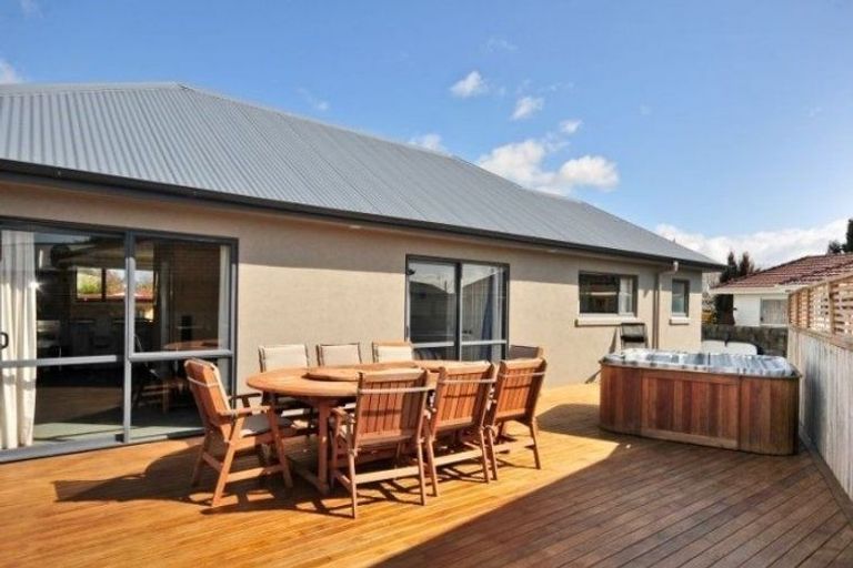 Photo of property in 31 Portal Crescent, Beerescourt, Hamilton, 3200