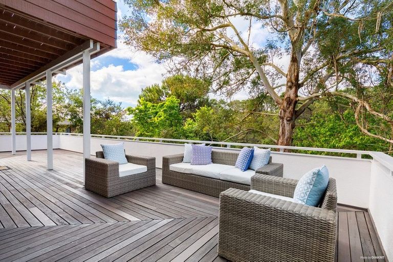 Photo of property in 29 Bellbird Rise, Murrays Bay, Auckland, 0630