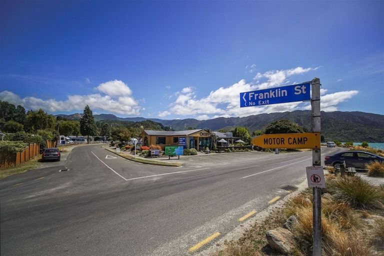 Photo of property in 16 Franklin Street, Marahau, Motueka, 7197