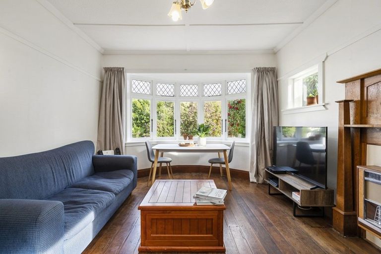 Photo of property in 105 Wyndrum Avenue, Waterloo, Lower Hutt, 5011