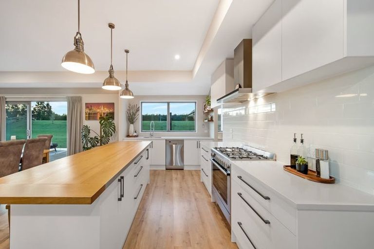 Photo of property in 29 Silver Peaks Drive, West Melton, 7618