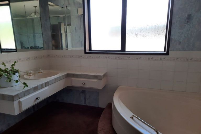 Photo of property in 17 Royal Terrace, Alexandra, 9320