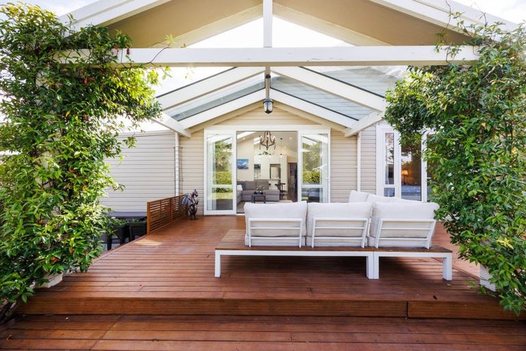 Photo of property in 3 Karaka Street, Hokowhitu, Palmerston North, 4410