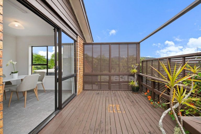 Photo of property in 5 Redmount Place, Red Hill, Papakura, 2110