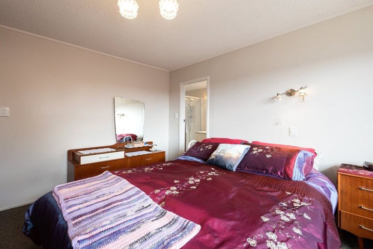 Photo of property in 8 Thode Place, Nawton, Hamilton, 3200