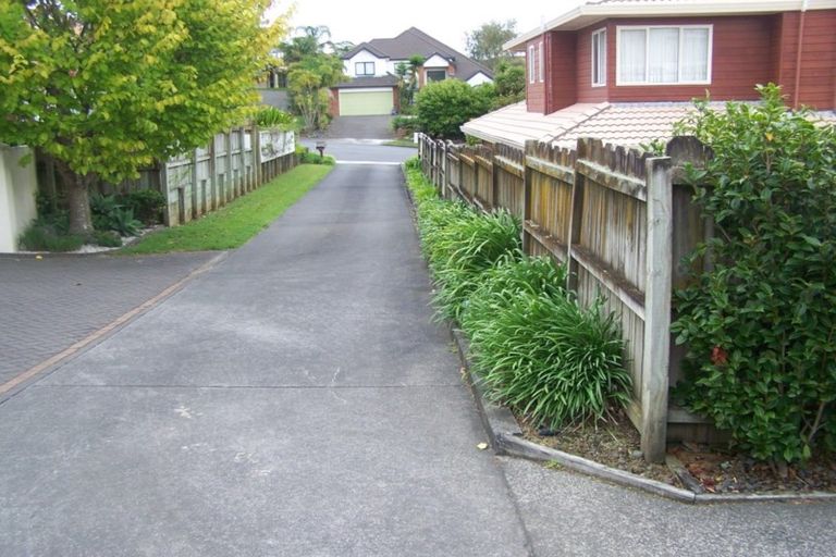 Photo of property in 1/47 Wiltshire Place, Somerville, Auckland, 2014