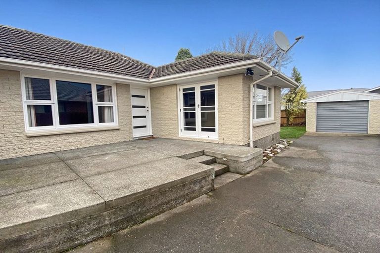 Photo of property in 52 Dunstan Crescent, Hornby, Christchurch, 8042