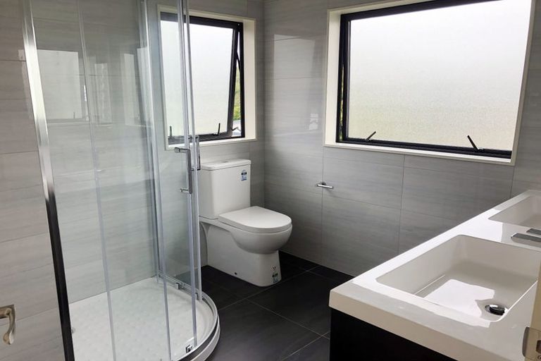 Photo of property in 177 Titirangi Road, New Lynn, Auckland, 0600