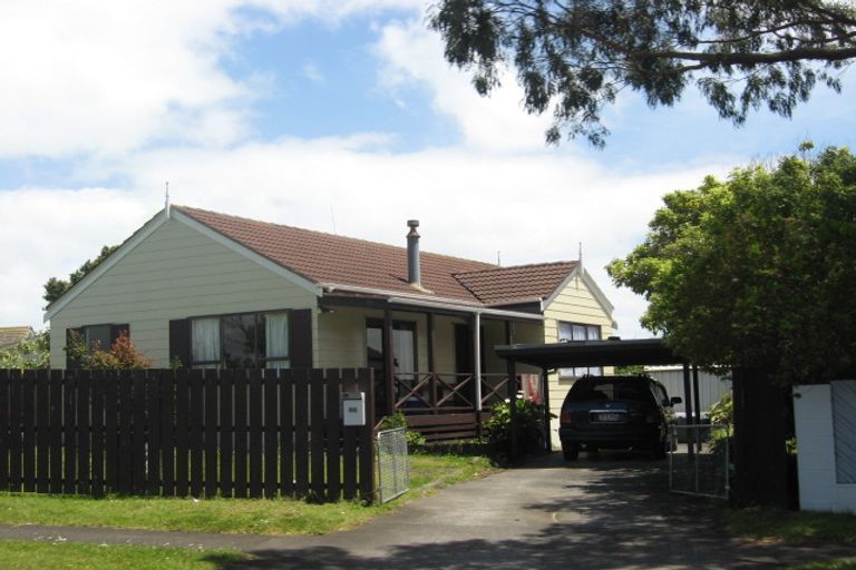 Photo of property in 69 Finlayson Avenue, Clendon Park, Auckland, 2103