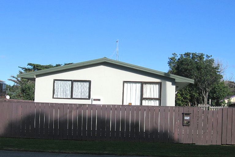 Photo of property in 17a Toi Street, Otaki Beach, Otaki, 5512