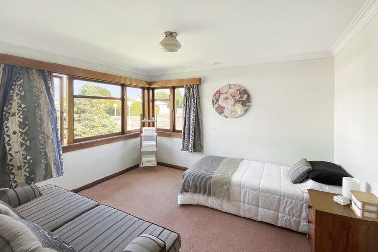 Photo of property in 11 Trafalgar Street, Dannevirke, 4930