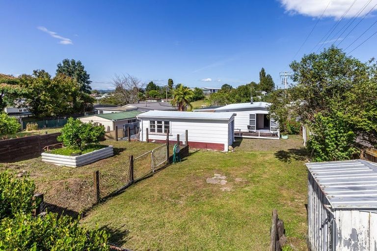 Photo of property in 90 Rangatira Drive, Mangakino, 3421