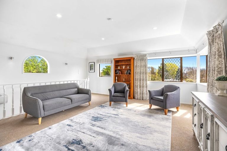 Photo of property in 2/57b Cashmere Road, Cashmere, Christchurch, 8022