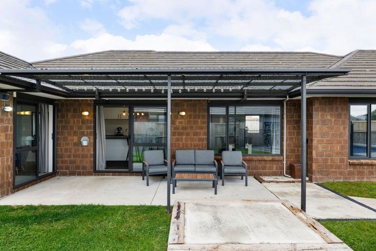 Photo of property in 24 Sirius Crescent, Rototuna North, Hamilton, 3210