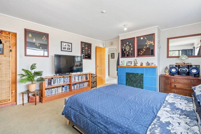 Photo of property in 15 Rakatau Place, Ruakaka, 0116