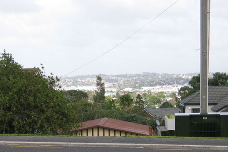 Photo of property in 226a East Coast Road, Forrest Hill, Auckland, 0620