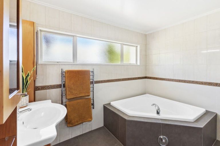 Photo of property in 74 Waipapa Road, Kerikeri, 0230