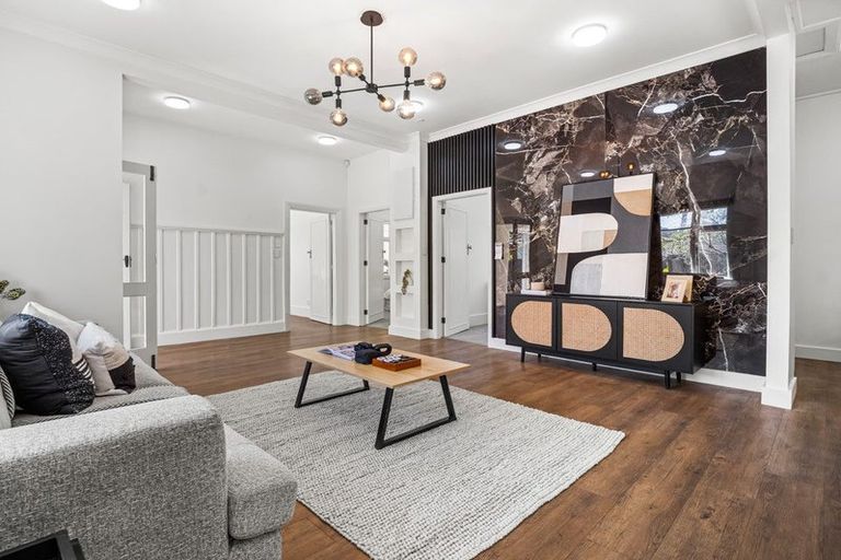 Photo of property in 309 Main South Road, Hornby, Christchurch, 8042