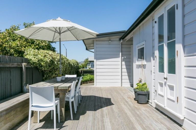 Photo of property in 1001 Plunket Street, Saint Leonards, Hastings, 4120