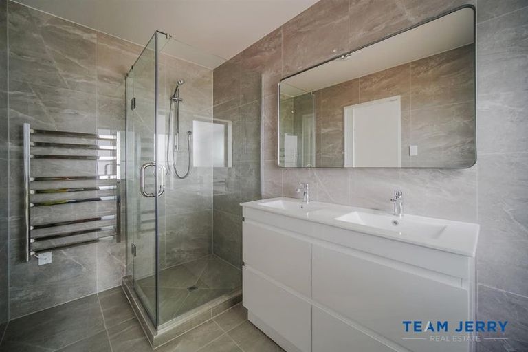 Photo of property in 123a Grove Road, Papakura, 2110