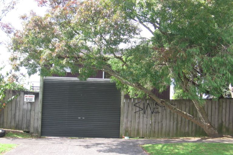 Photo of property in 97 Archibald Road, Kelston, Auckland, 0602