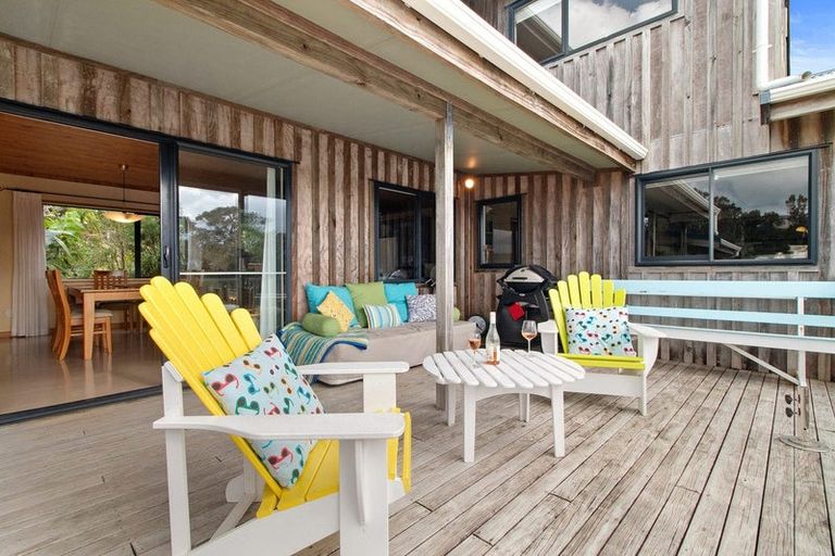 Photo of property in 26 Wiremu Road, Tairua, 3508